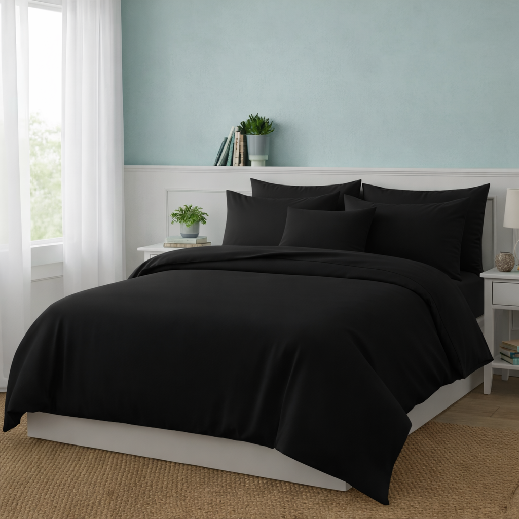 Black Plain - Bedsheet